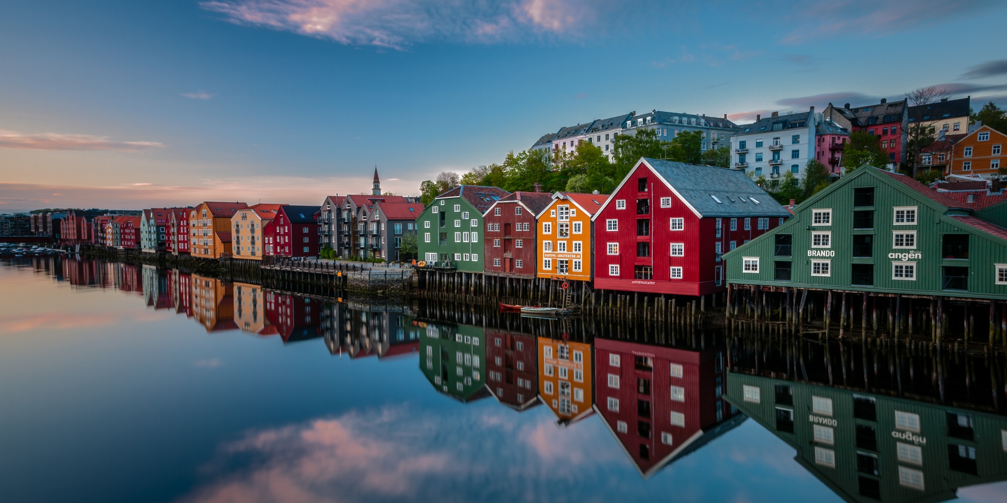 TRONDHEIM NORUEGA CRUCEROS FIORDOS NORUEGOS CRUCEROS NORUEGA CIUDADES NORUEGA NORWAY FJORDS CRUISES